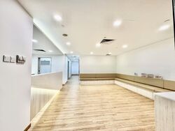 Mount Elizabeth Hospital (D9), Retail #484101351